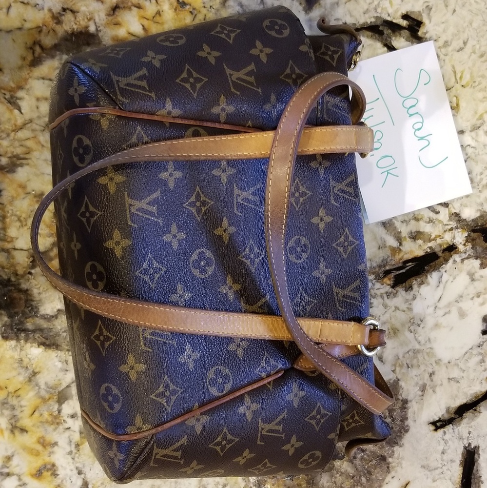 Authentic Louis Vuitton Totally pm